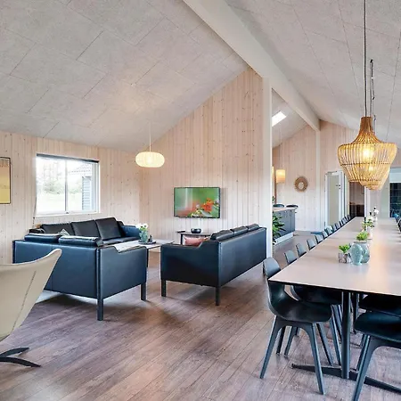 Feriehus 13 Bedroom Awesome In Nørre Nebel