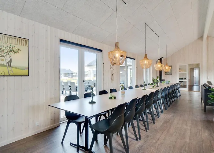 Feriehus 13 Bedroom Awesome In Nørre Nebel